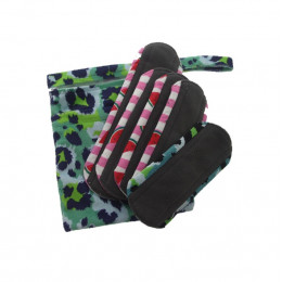 Kit de départ - serviettes hygiéniques lavables Minky - Pochette Léopard et serviettes aléatoires