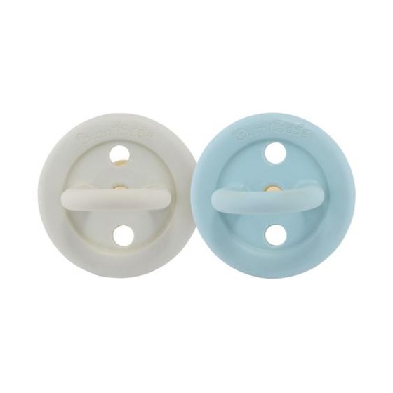2 tétines rondes en caoutchouc - Bumi Bébé - 0-3 mois - Denim et Sauge 2 tétines rondes en caoutchouc - Bumi Bébé - 0-3 mois - Denim et Sauge