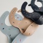 Bavoir en silicone Retro cars