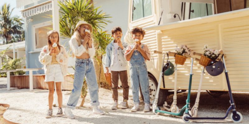 Vélos et casques enfants Banwood